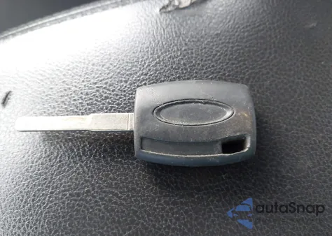 2014 Ford Focus Se z USA, uszkodzony, nr VIN 1FADP3F21EL387967